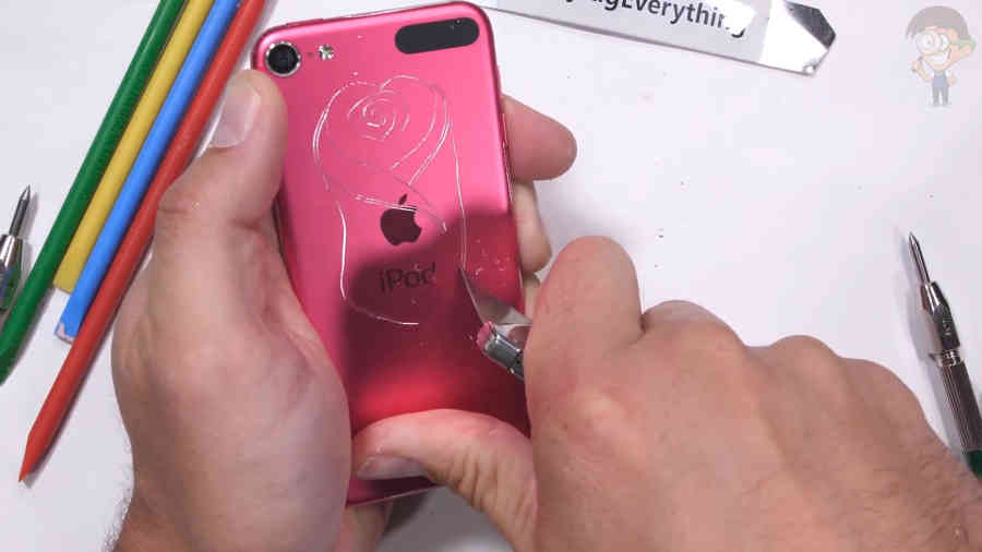 Тест на прочность iPod Touch 2019