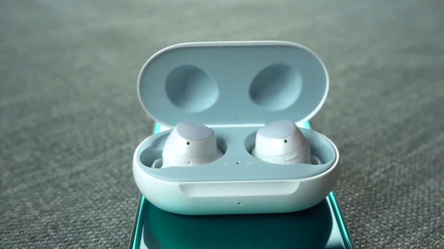 Обновленная версия беспроводных наушников Samsung Galaxy Buds+