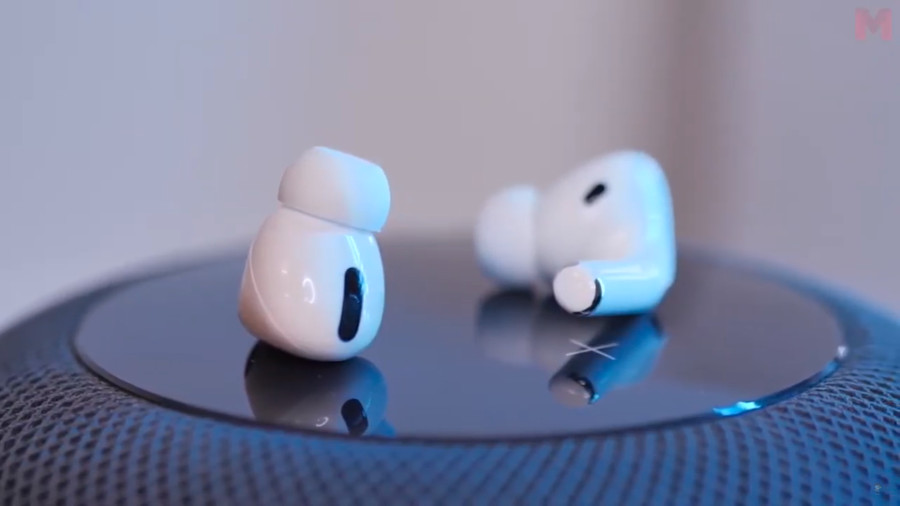 Беспроводные наушники Apple AirPods взорвались в ухе во время разговора
